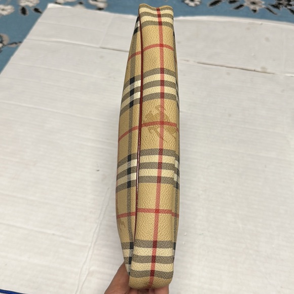 Burberry bag - Picture 5 of 13